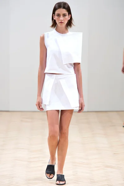 Look 31